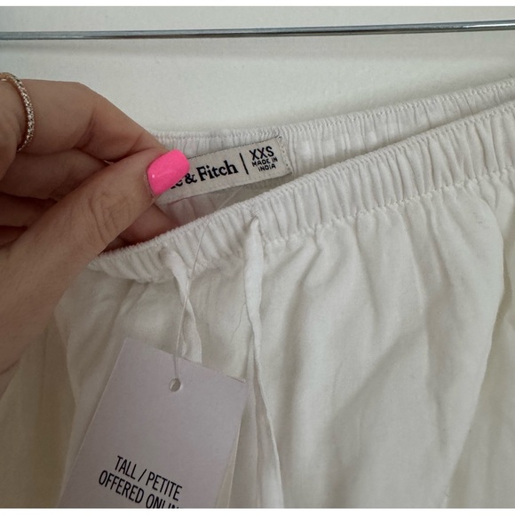 Abercrombie Tie-Waist Tiered Maxi Skirt - Picture 3 of 4